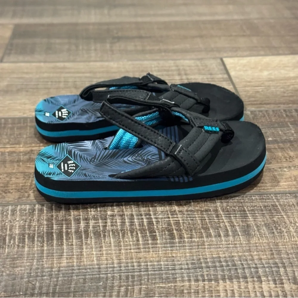 Reef Little Ahi Flip Flops Sandals Toddler Size 7/8 Heel Strap Black Blue